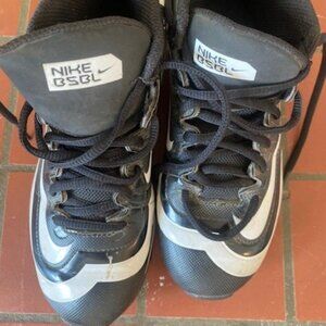 Nike Baseball Cleats Kids Size 2
